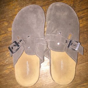American Eagle Grey Clogs